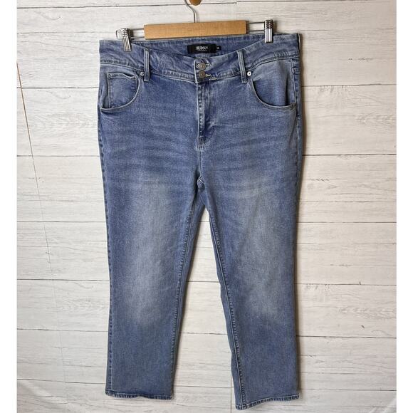 Hudson Jeans Womens Size 14 Blue Denim Straight Leg Back Flap Pockets Stretch - Picture 3 of 16